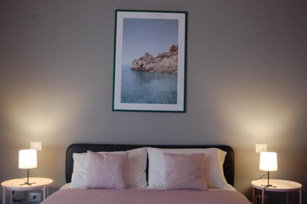 Bed and Breakfast Dimora 81 Сиракузы Экстерьер фото